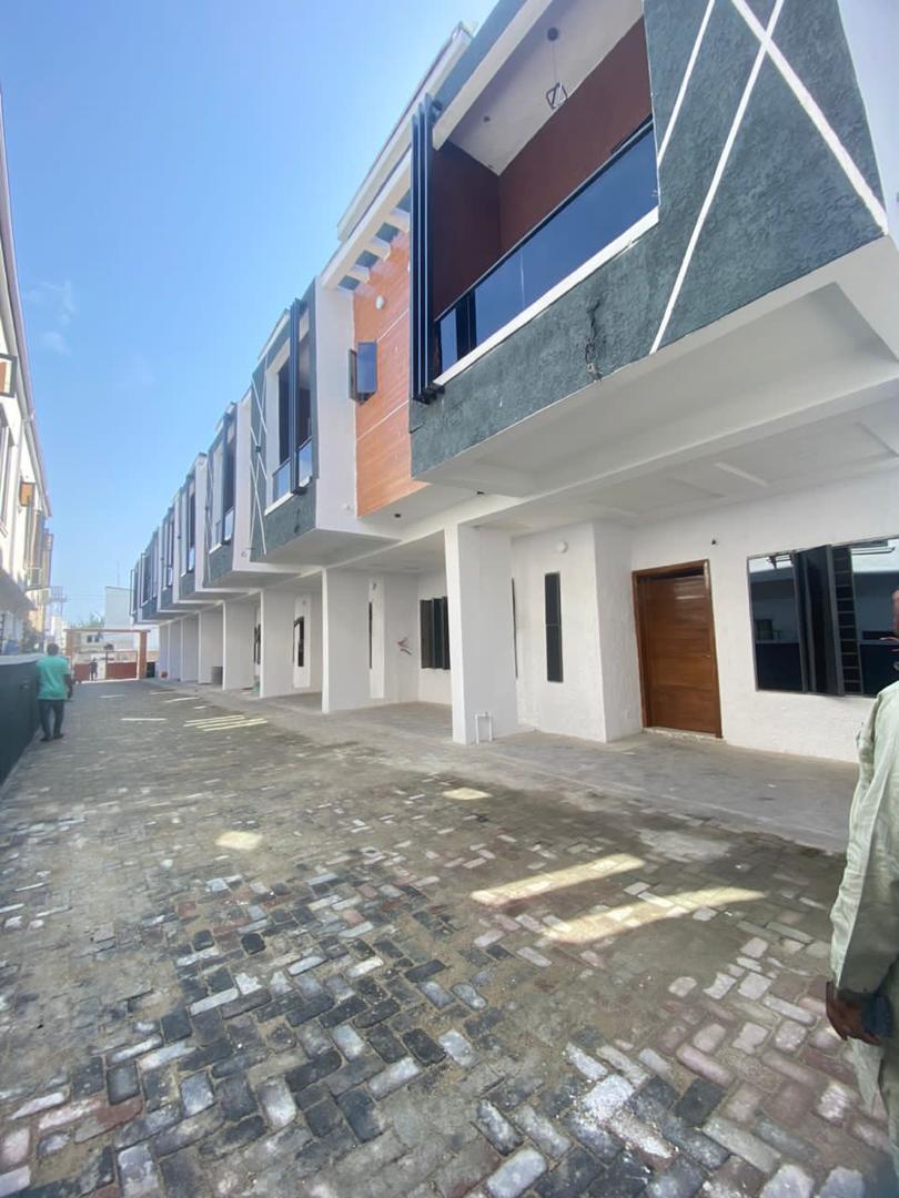 3 BEDROOM TERRACE DUPLEX